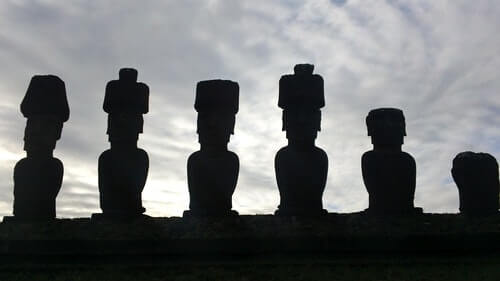 antico-cultura-isola-di-pasqua-moai-genius-loci-spiriti-del-luogo